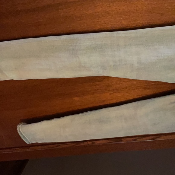 BASICALLY NEW MISS ME SKINNY JEANS (size 31) - Picture 6 of 6